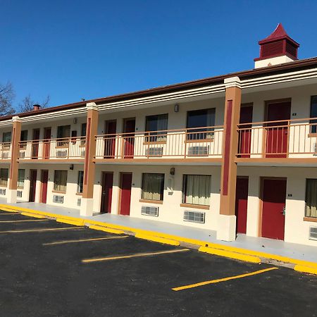 Red Roof Inn Memphis - Graceland Airport Экстерьер фото