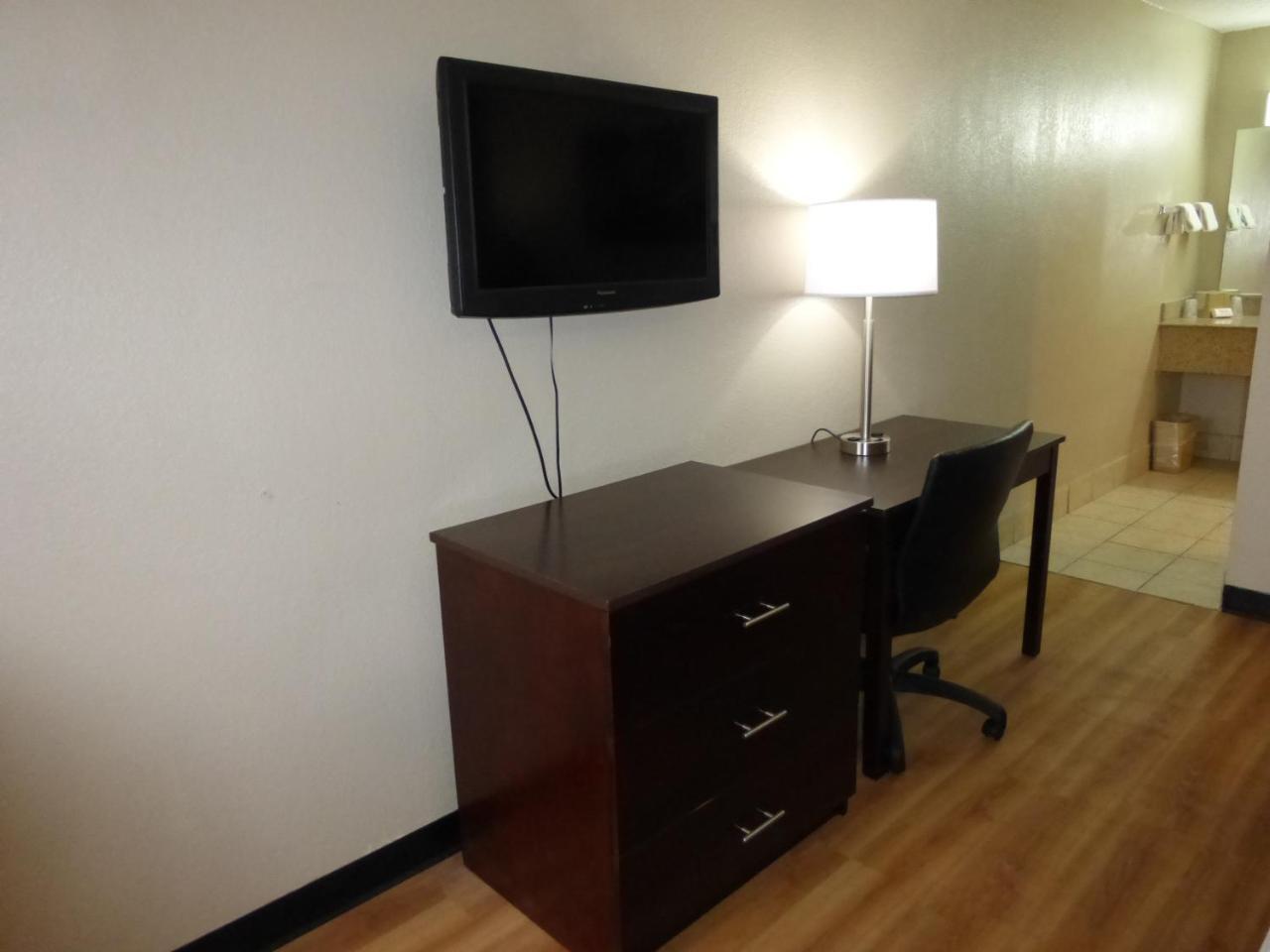 Red Roof Inn Memphis - Graceland Airport Экстерьер фото